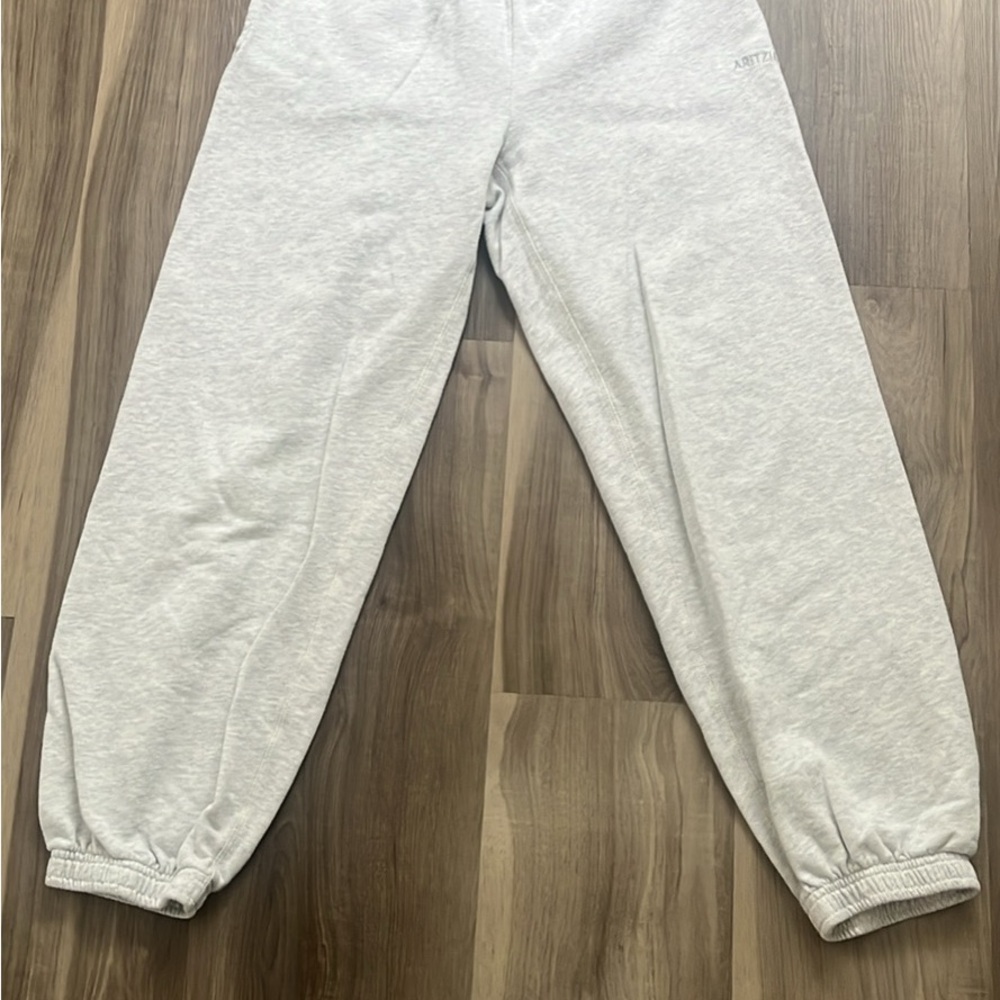 Aritzia Grey Mega Fit Sweatpants